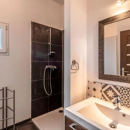 Marina Di Favone- T2- 2-4 Pers-3 By Interhome 公寓