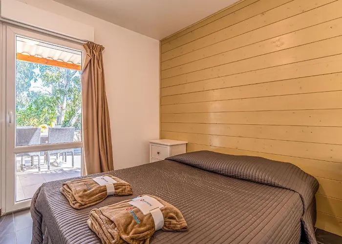 Marina Di Favone- T2- 2-4 Pers-3 By Interhome * Conca