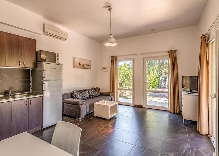 Marina Di Favone- T2- 2-4 Pers-3 By Interhome * Conca