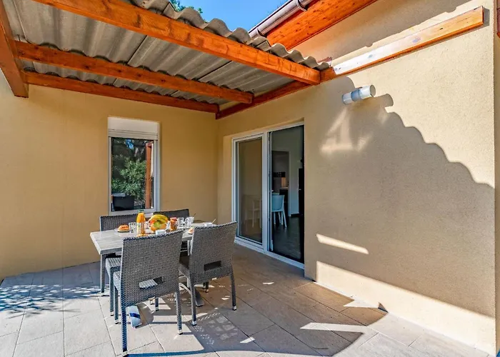 Marina Di Favone- T2- 2-4 Pers-3 By Interhome Apartment Conca